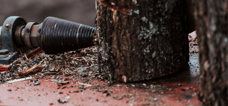 The Benefits of a Hands-Free Log Splitter